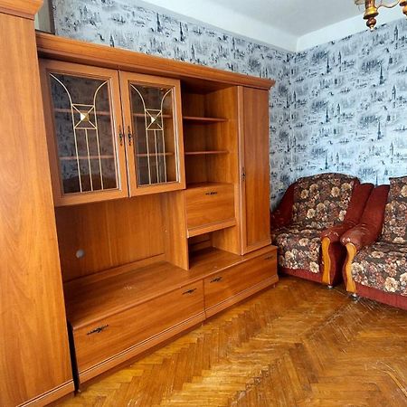 2 Bedroom Apartment Metro Vasilkovskaya Kiew Exterior foto